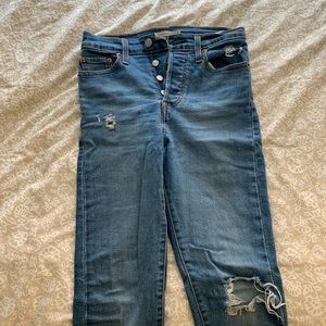 Levi’s Wedgie Skinny